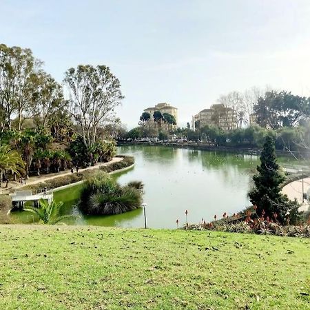 Apt Moderno Con Vistas, Recepcion 24 Hs Y Piscinas เบนัลมาเดนา ภายนอก รูปภาพ