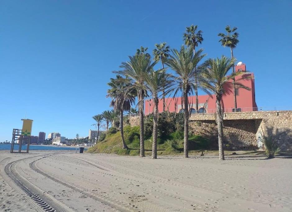 Apt Moderno Con Vistas, Recepcion 24 Hs Y Piscinas เบนัลมาเดนา ภายนอก รูปภาพ